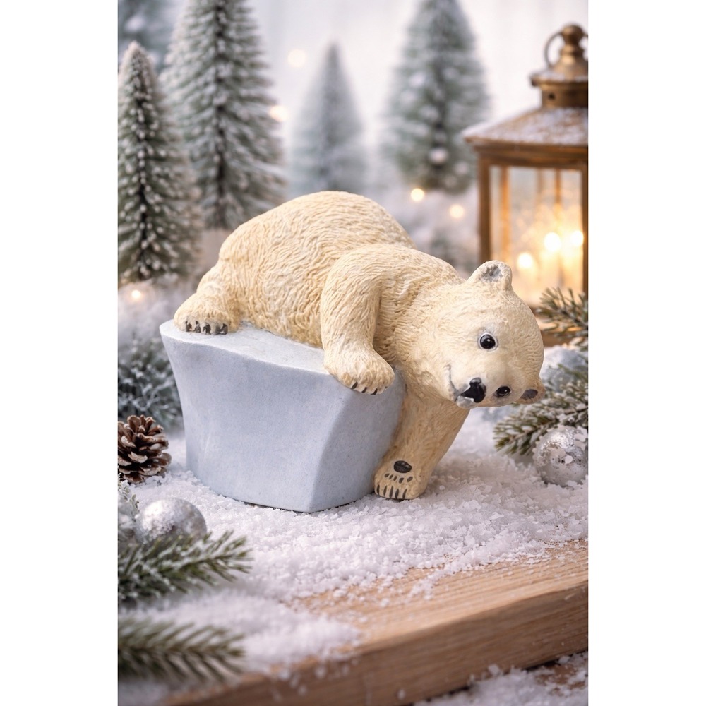 Franklin Mint 1982 Wildlife Polar Bear “Brrrr!” Eva Dalberg Porcelain Figurine
